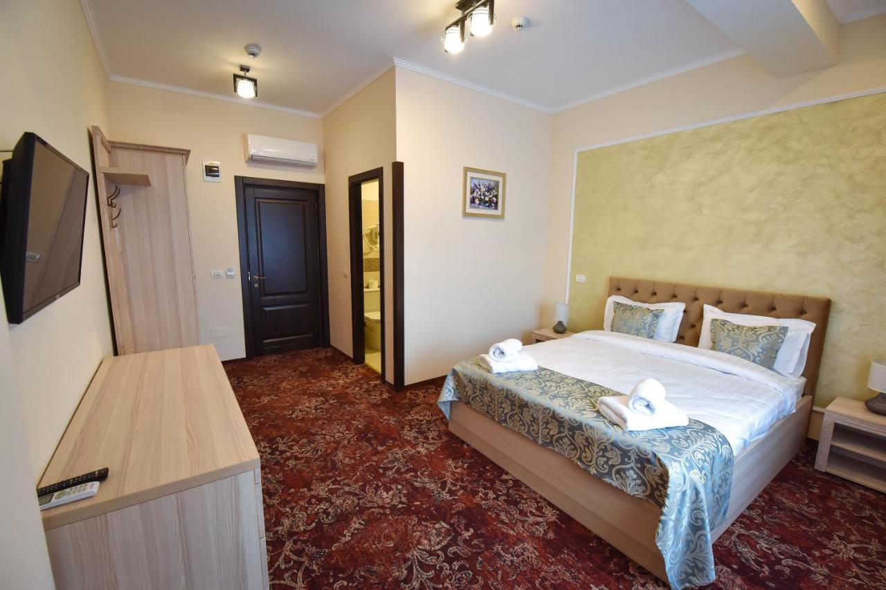 Pensiunea Romeo Resort Focşani 外观 照片